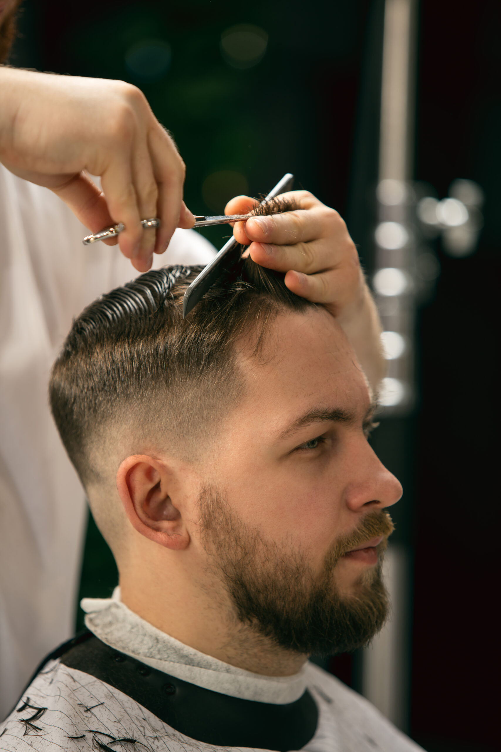The Benefits of Regular Haircuts for Hair Health